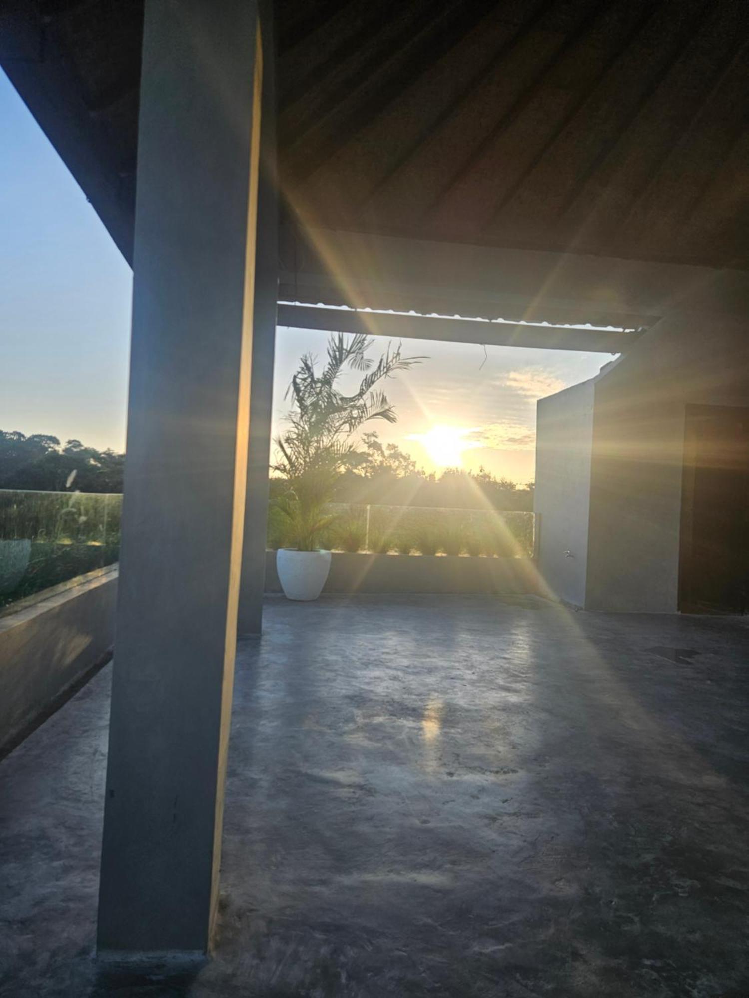 Hotel Salty Prana Retreat Center à Uluwatu Extérieur photo